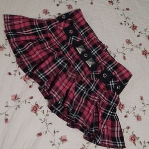 Tripp NYC size small pink plaid skirt studded belt